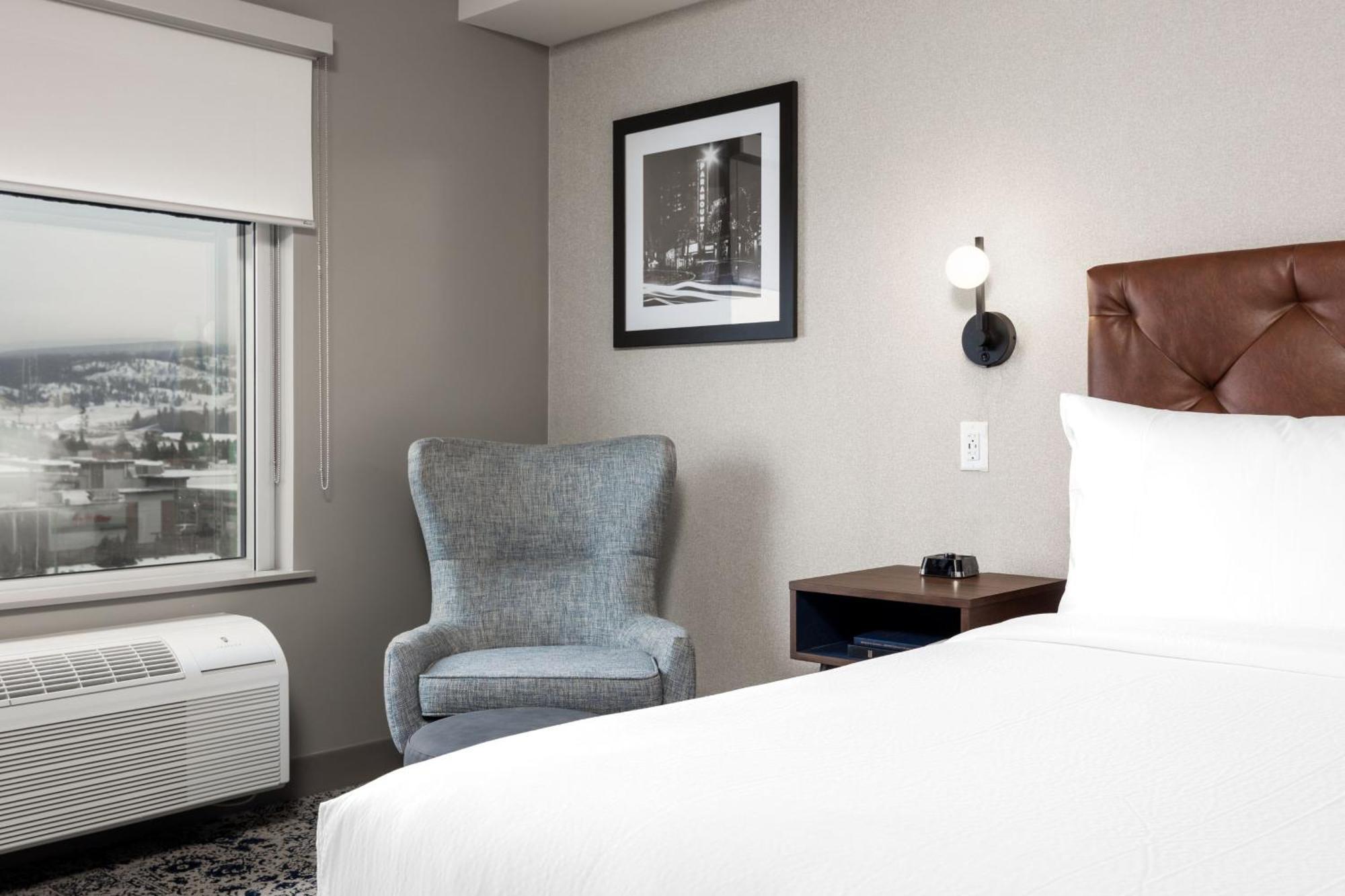 Four Points By Sheraton Kelowna Airport Exterior foto