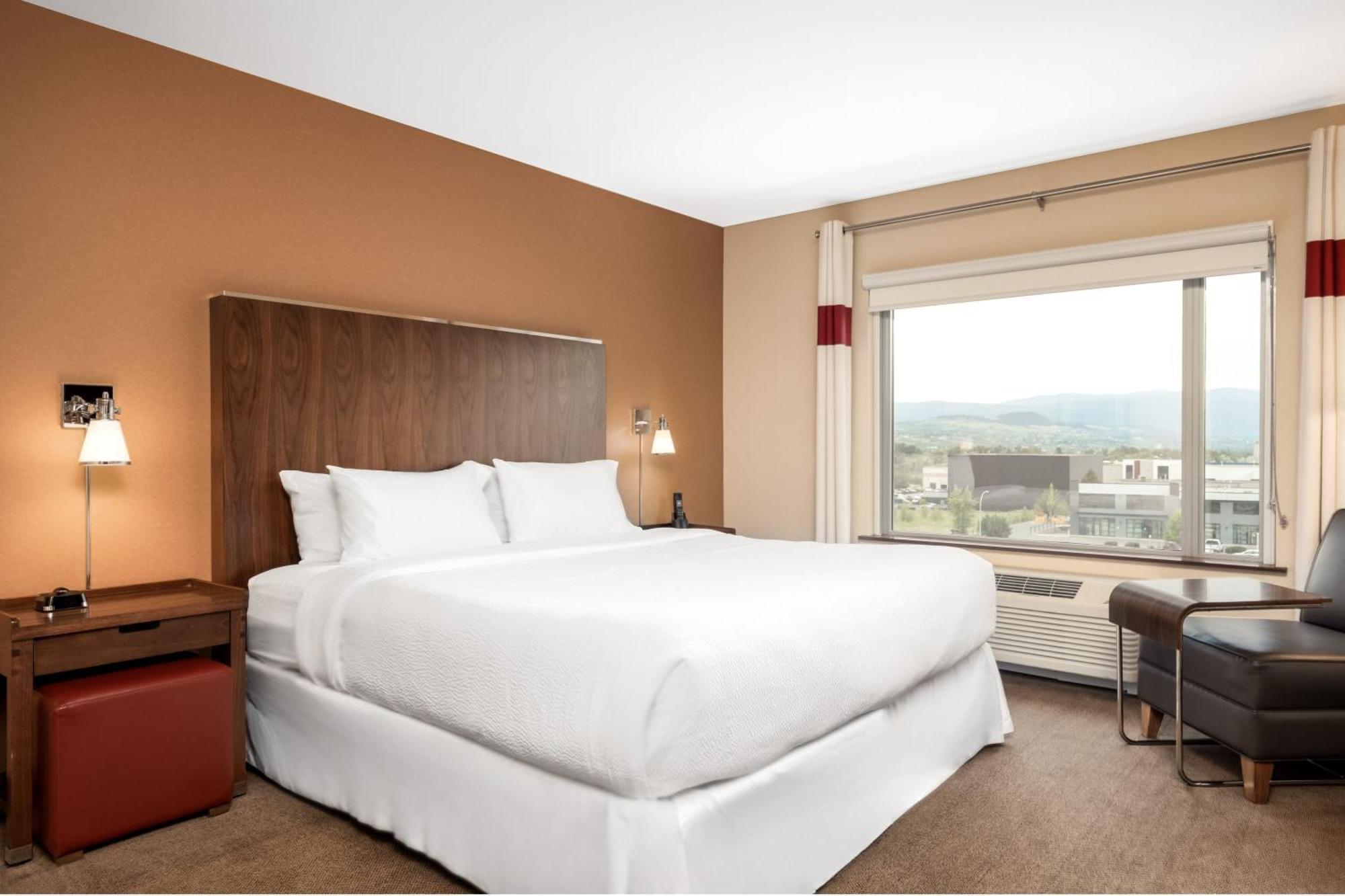 Four Points By Sheraton Kelowna Airport Exterior foto